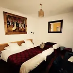 De La Felicite Hotel